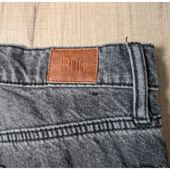 BDG Urban Outfitters Black Slim Straight Size 28 Washed Denim Ripped Jeans Women - Picture 5 of 11